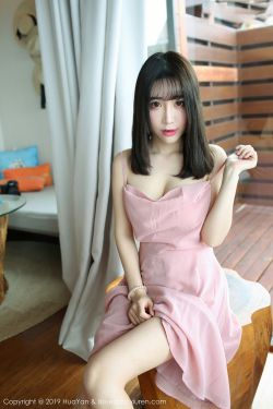 美女没穿衣服